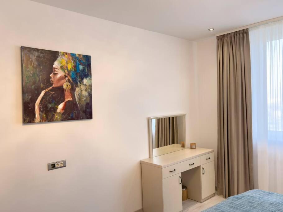 Luxury 2 Bedroom Apartment Бухарест Экстерьер фото