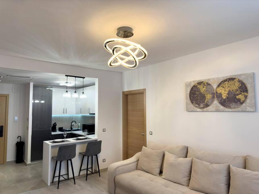 Luxury 2 Bedroom Apartment Бухарест Экстерьер фото