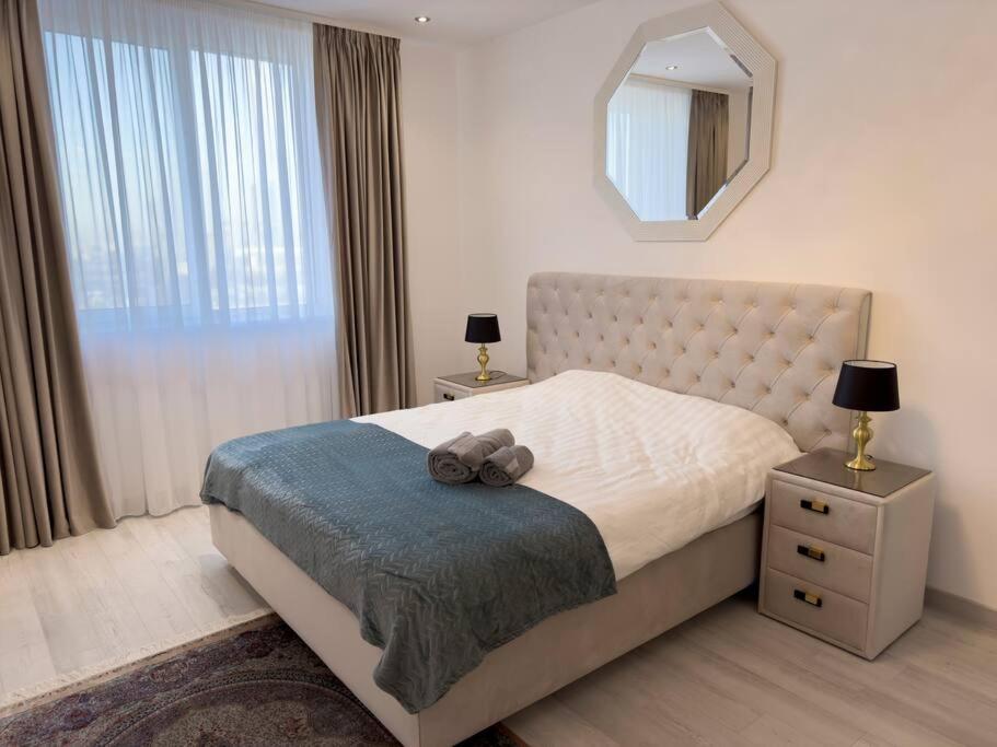 Luxury 2 Bedroom Apartment Бухарест Экстерьер фото